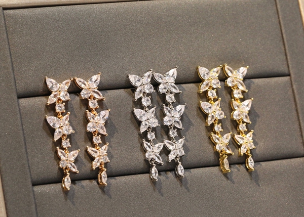 ティファニーアクセサリー正面デザイン